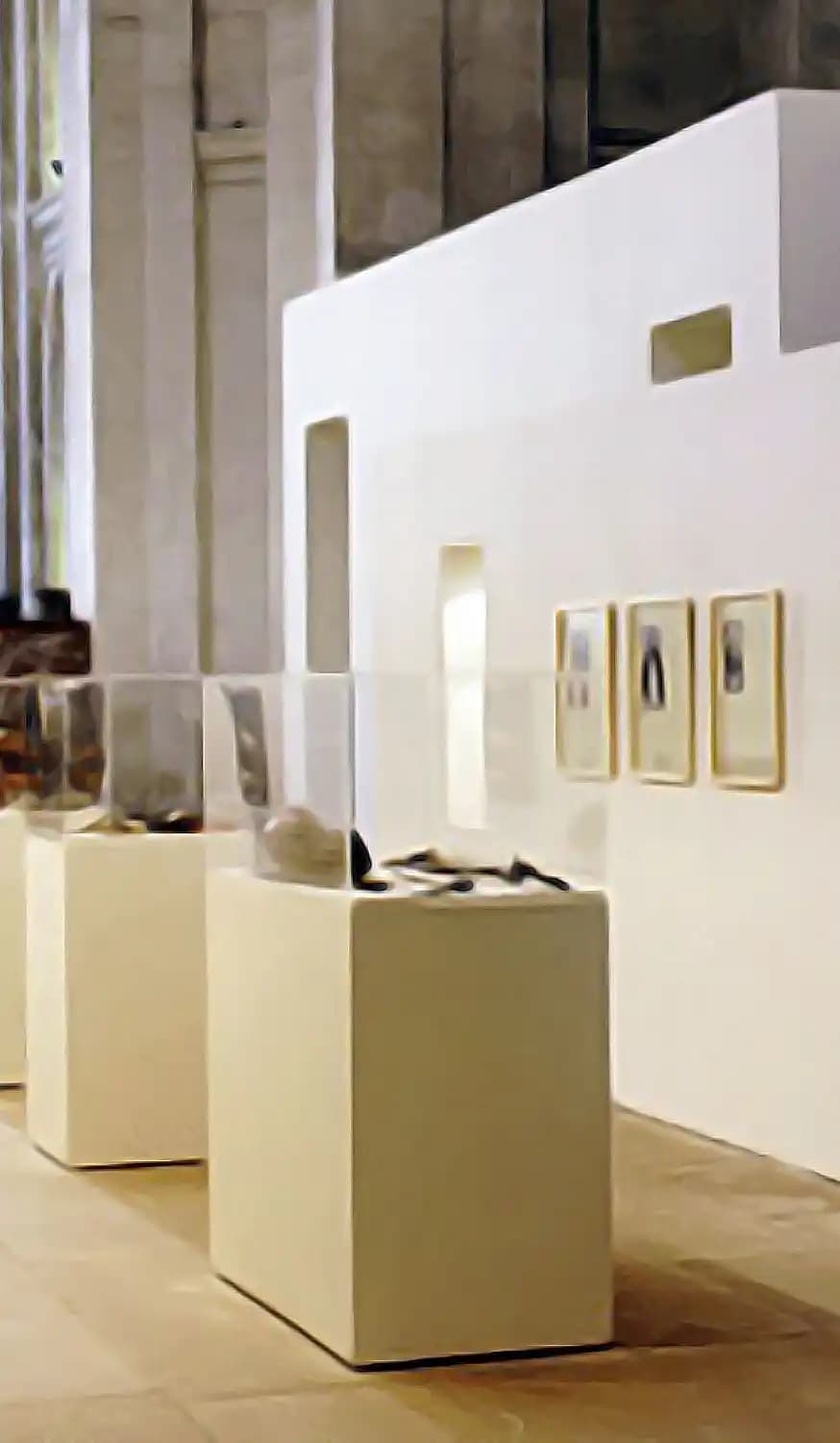 Ausstellung: „Leben und Werk von Ostad Elahi“